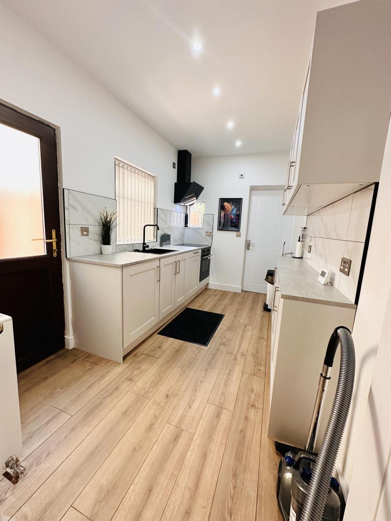 R4 Luxury Studio En-Suite Room In Harborne Lane By Queen Elizabeth Hospital Birmingham Exterior foto